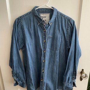 Peau De Loup Button Up